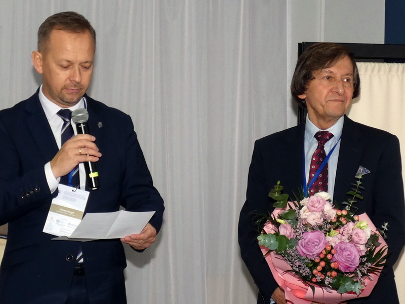 2025_10_16_054